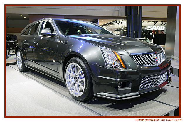 Cadillac CTS-V Sport Wagon 2011