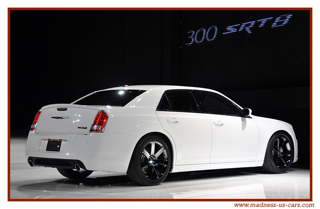 Chrysler 300 SRT-8 2012