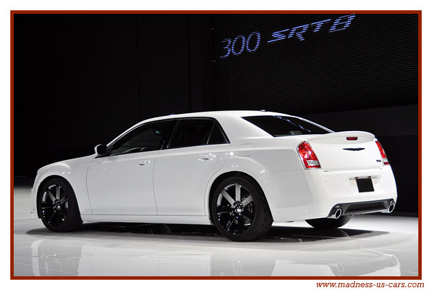 Chrysler 300 SRT-8 2012