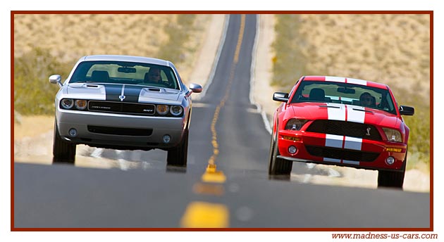 Dodge Challenger SRT-8 et Shelby GT500