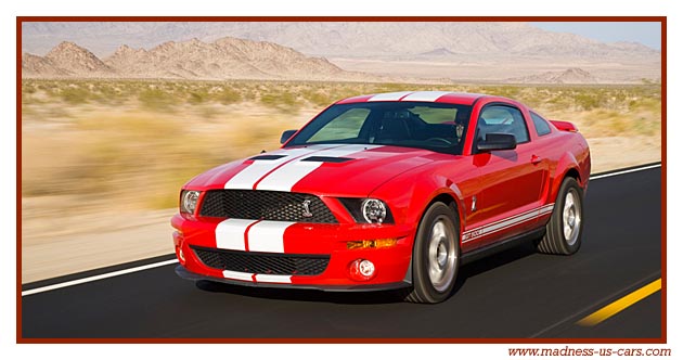 Dodge Challenger SRT-8 et Shelby GT500