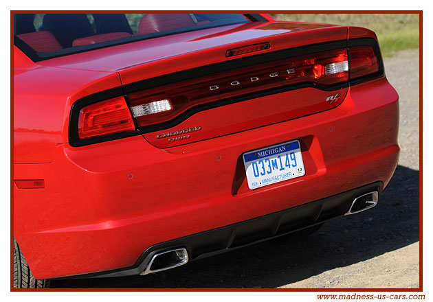 Dodge Charger R/T 2011