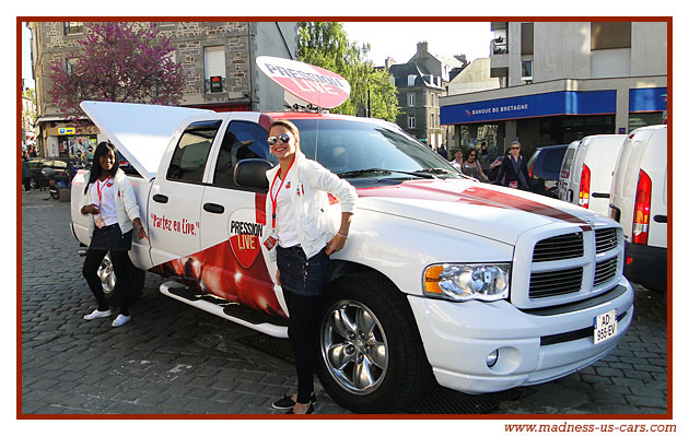 Un Dodge Ram sur Pression Live