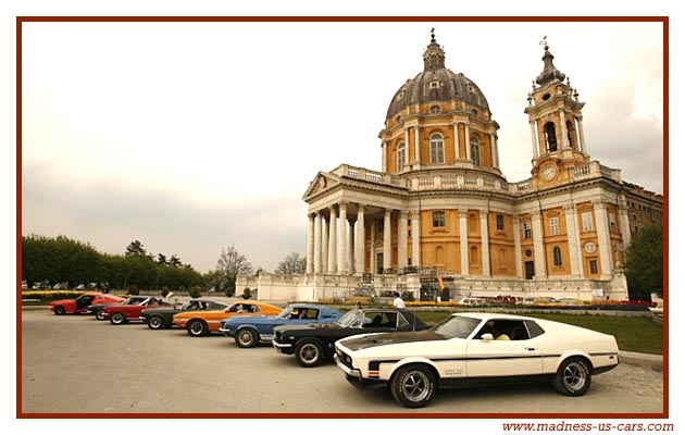 Equus Mustang, Shelby, Boss, Maharajah Road de Paris  Turin