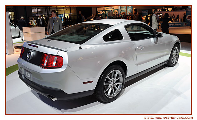 Ford Mustang V6 2011