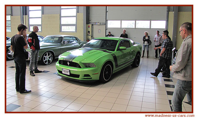 V8 Drink Madness US - Mustang Boss 302 2013