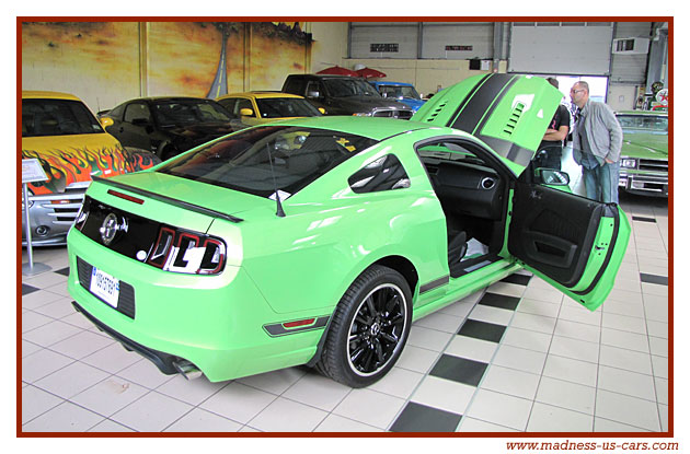 V8 Drink Madness US - Mustang Boss 302 2013