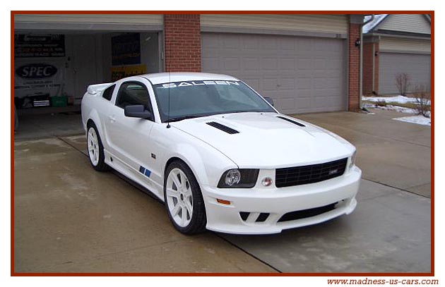 La Construction d'une Mustang Saleen S281 Supercharged