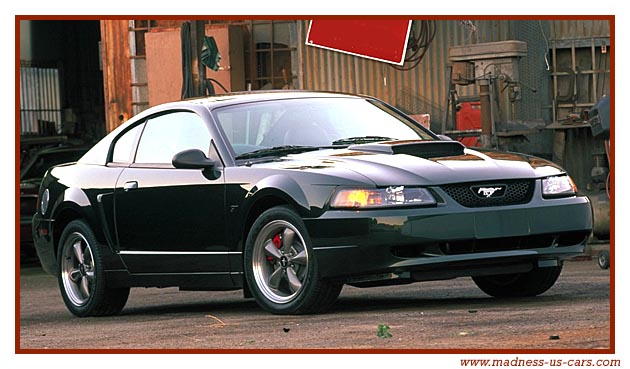 Ford Mustang GT 2000