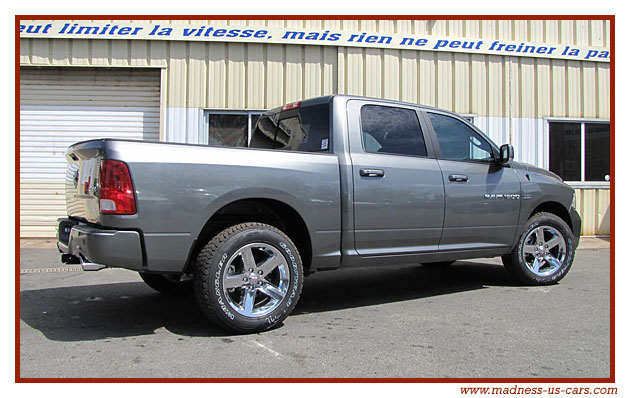 Dodge Ram Crew Cab Sport 4x4 2011